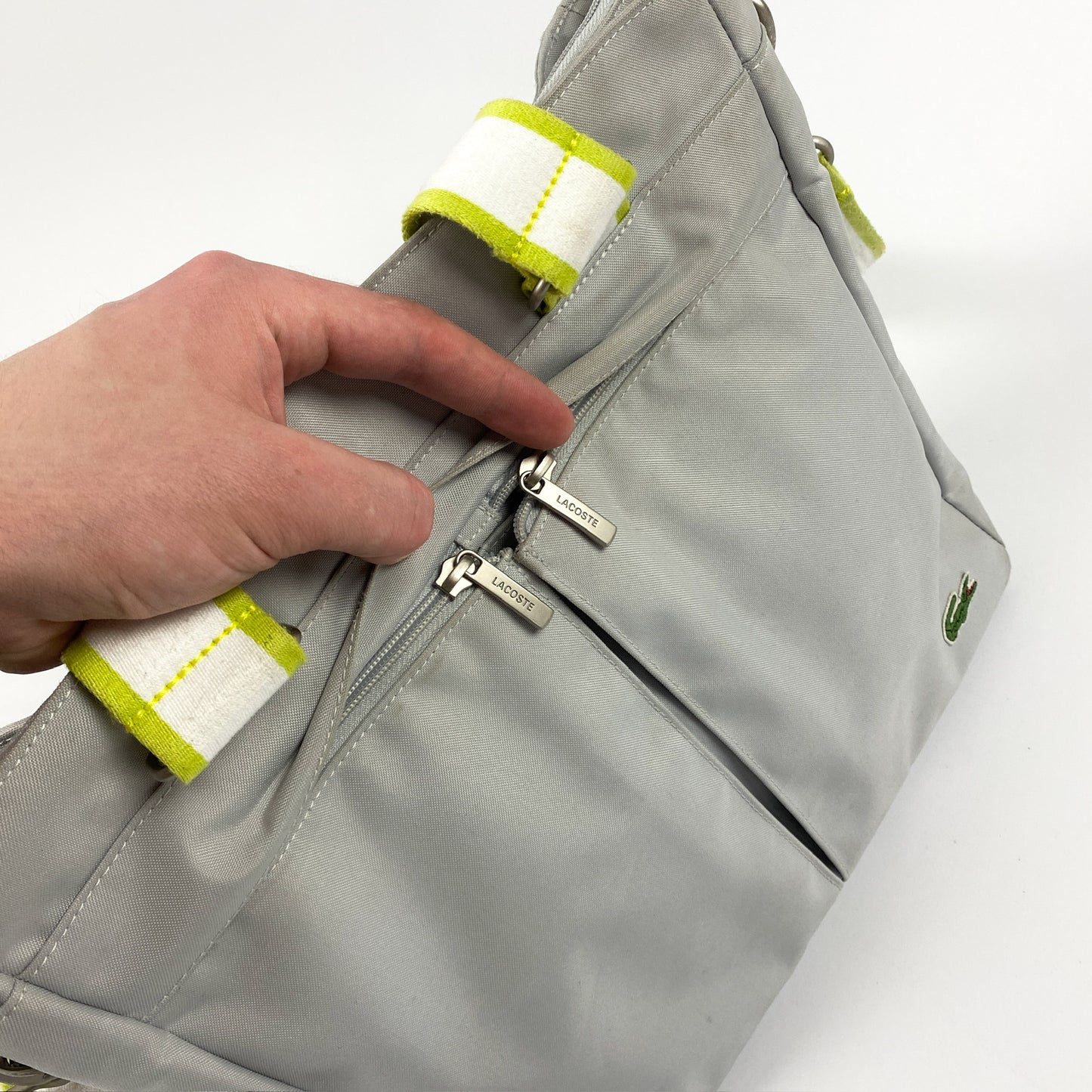 LACOSTE Handtasche / Umhängetasche