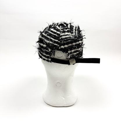 UNDISCLOSED ATELIER Tweed Time Traveller Kappe