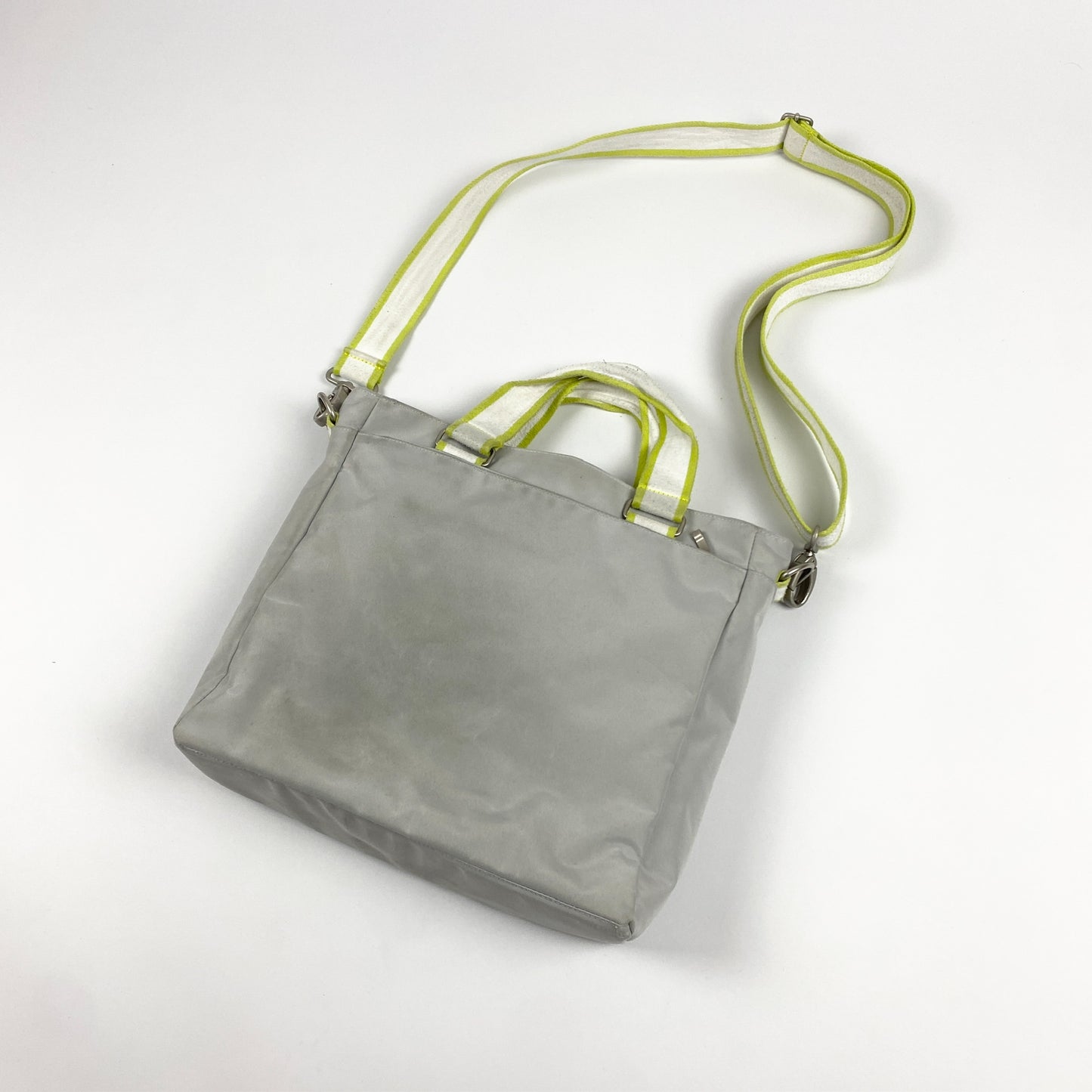 LACOSTE Handtasche / Umhängetasche