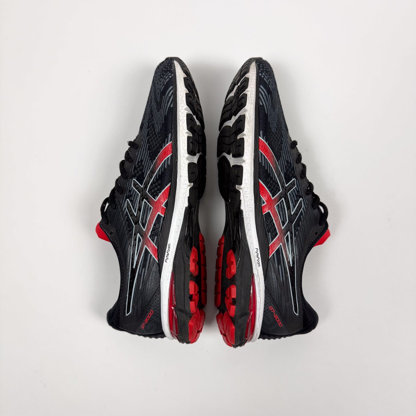 Asics GT-2000